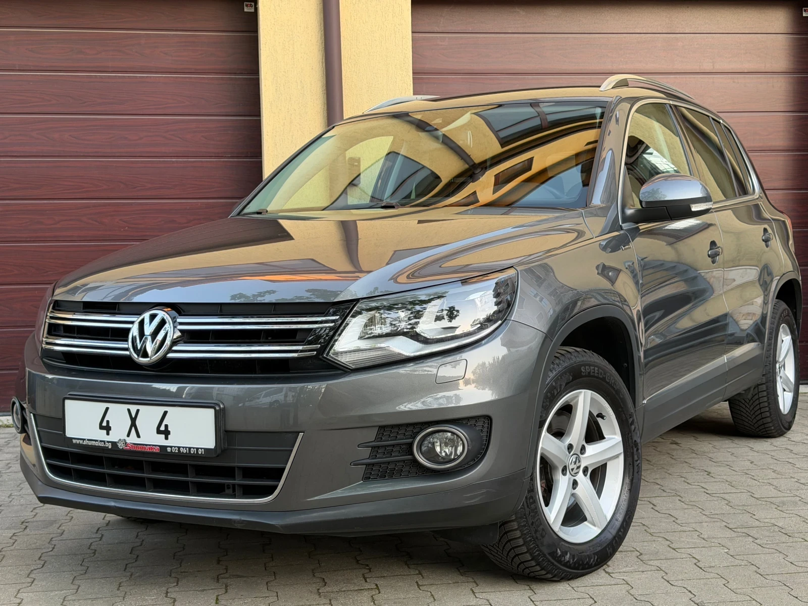 VW Tiguan 4x4* 2.0TDI-150ps с Пълна Сервизна История!