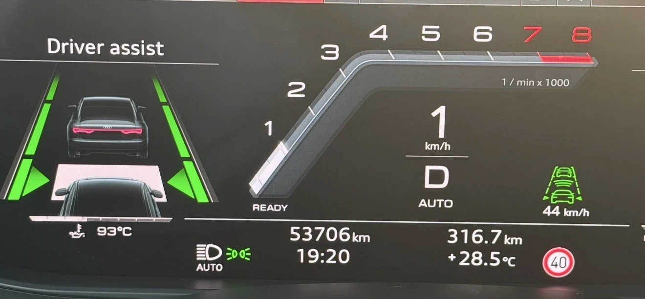 Audi SQ8 Premium Plus| V-8 Bi-Turbo 507 hp, снимка 16 - Автомобили и джипове - 55624228