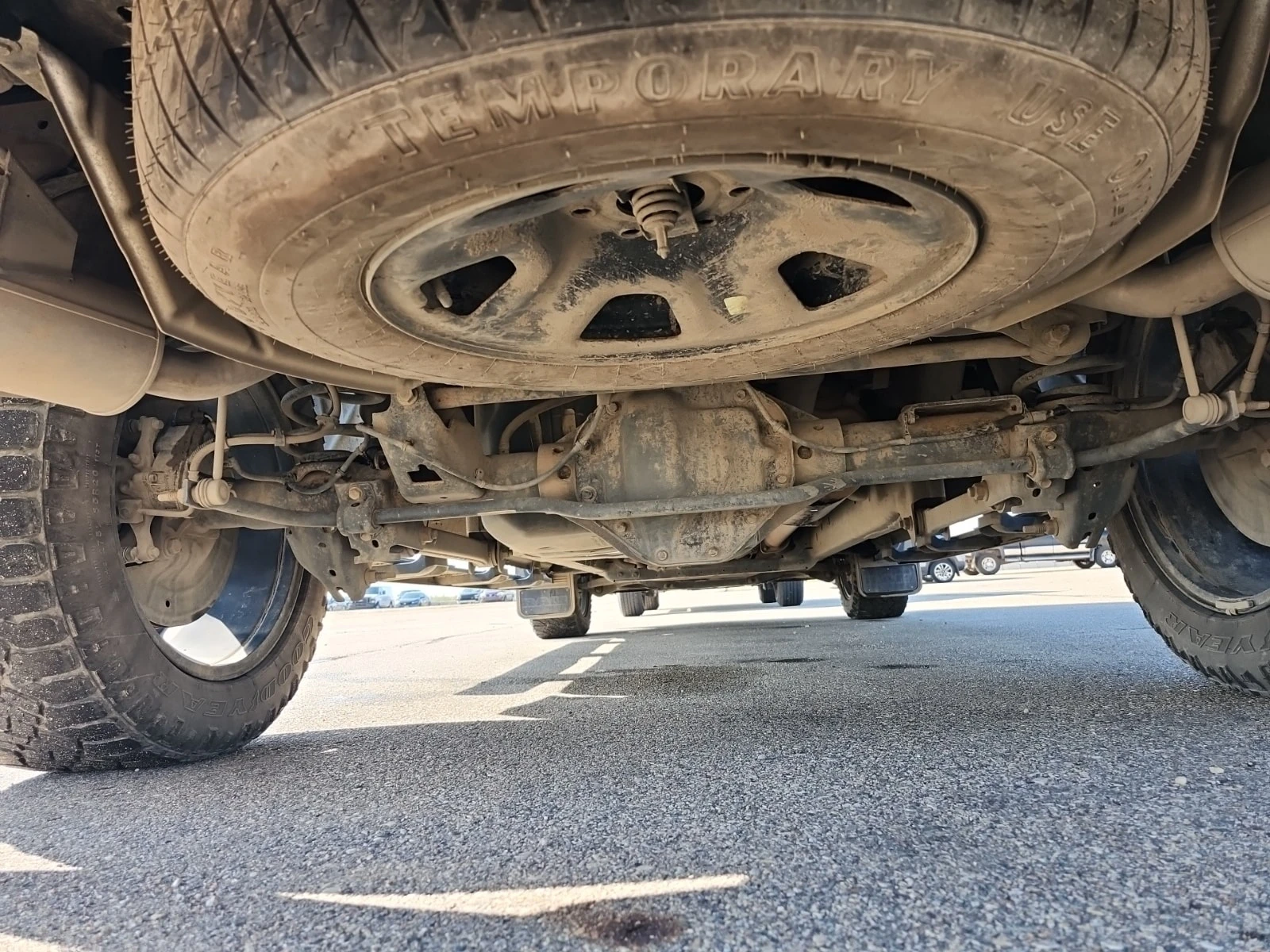 Dodge RAM 1500 * SPORT CREW CAB SHORT BED * CARFAX , снимка 15 - Автомобили и джипове - 55799103