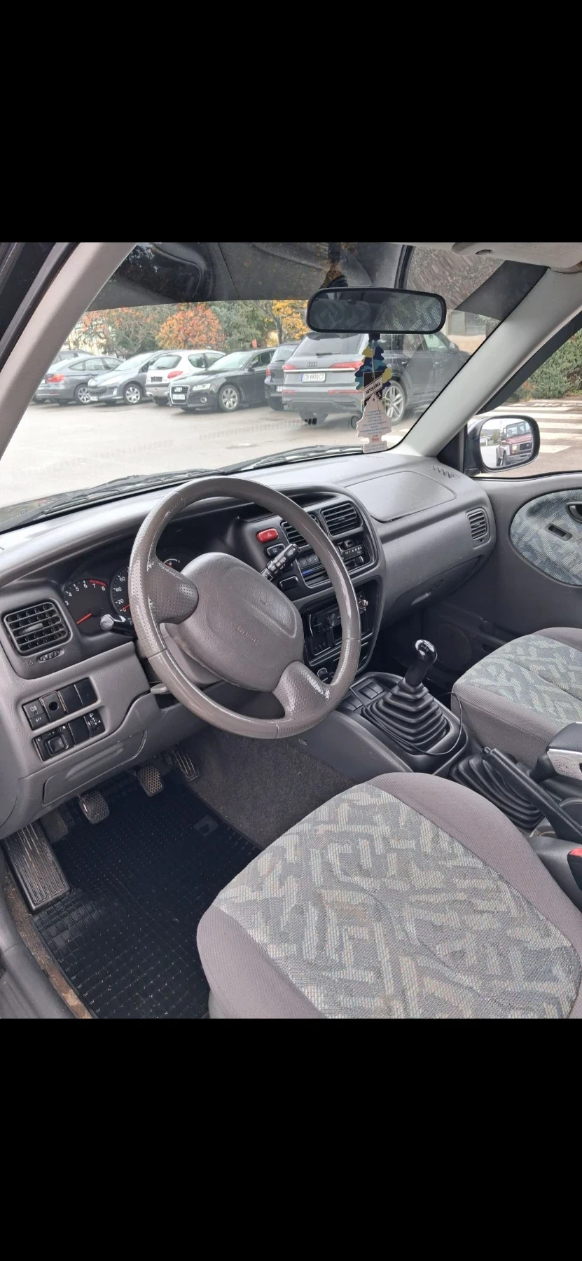 Suzuki Grand vitara 1.6 97кс, снимка 8 - Автомобили и джипове - 56010245