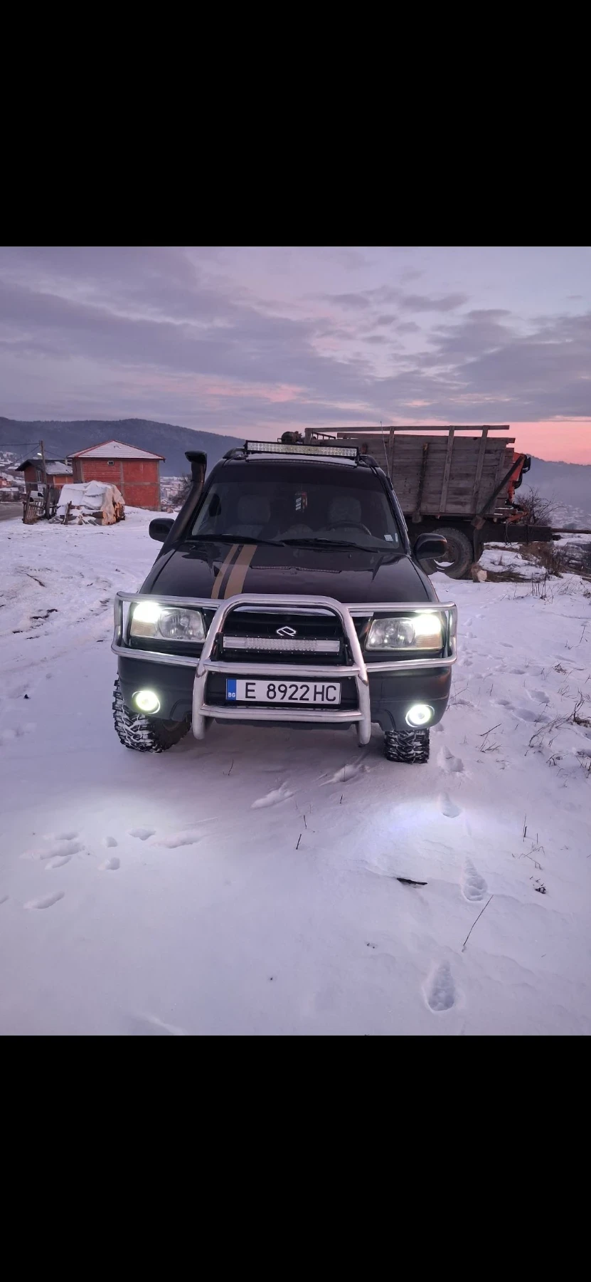 Suzuki Grand vitara 1.6 97кс, снимка 4 - Автомобили и джипове - 56010245