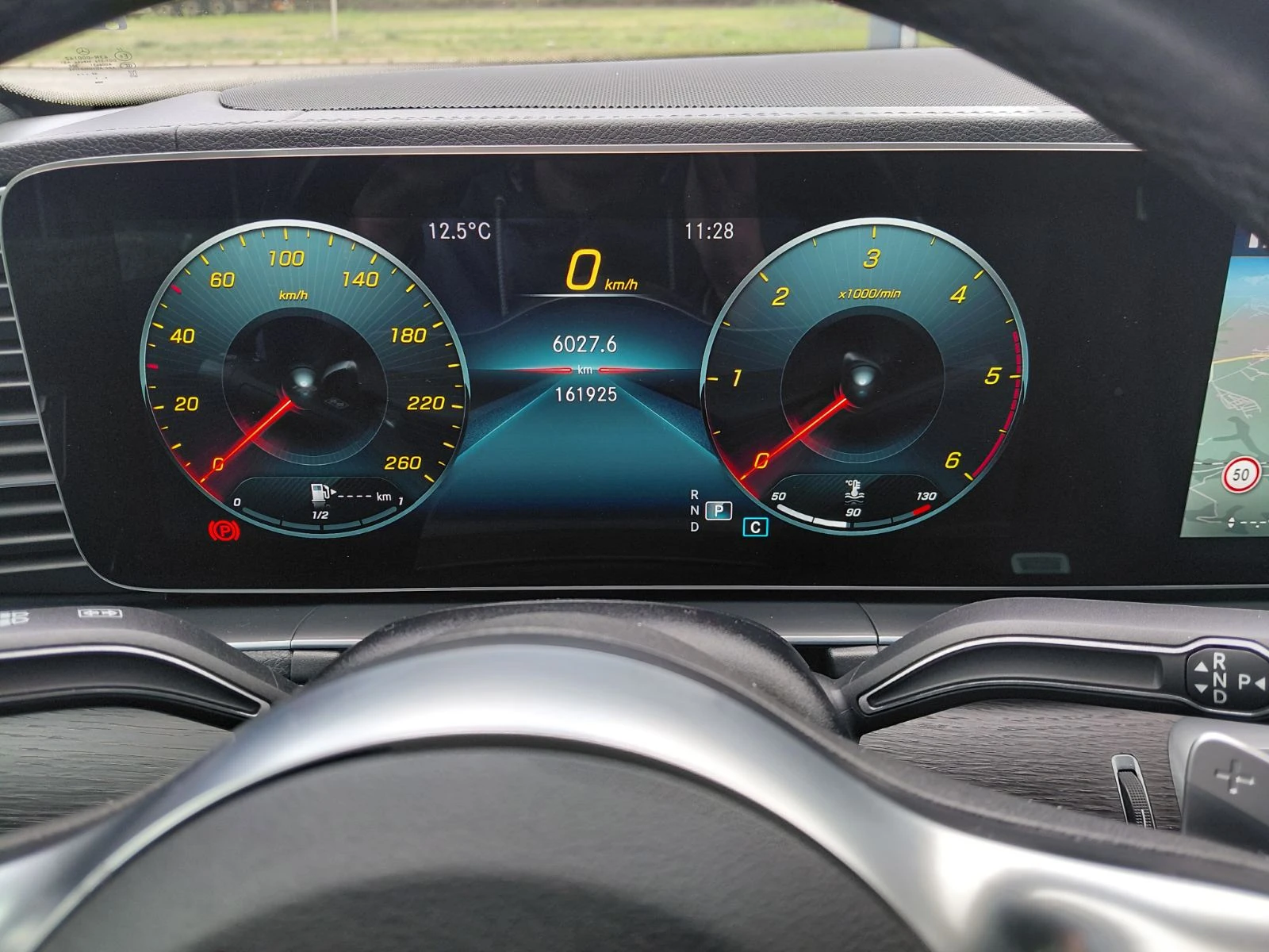 Mercedes-Benz GLE 400d 4MATIC 6+ 1 места, снимка 10 - Автомобили и джипове - 56219638