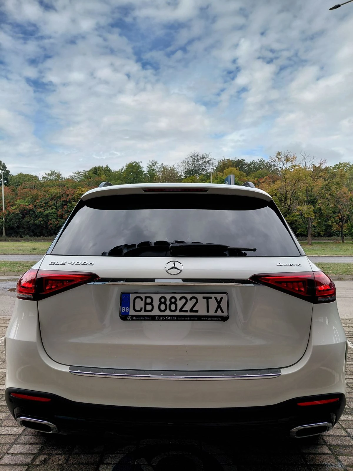 Mercedes-Benz GLE 400d 4MATIC 6+ 1 места, снимка 5 - Автомобили и джипове - 56219638