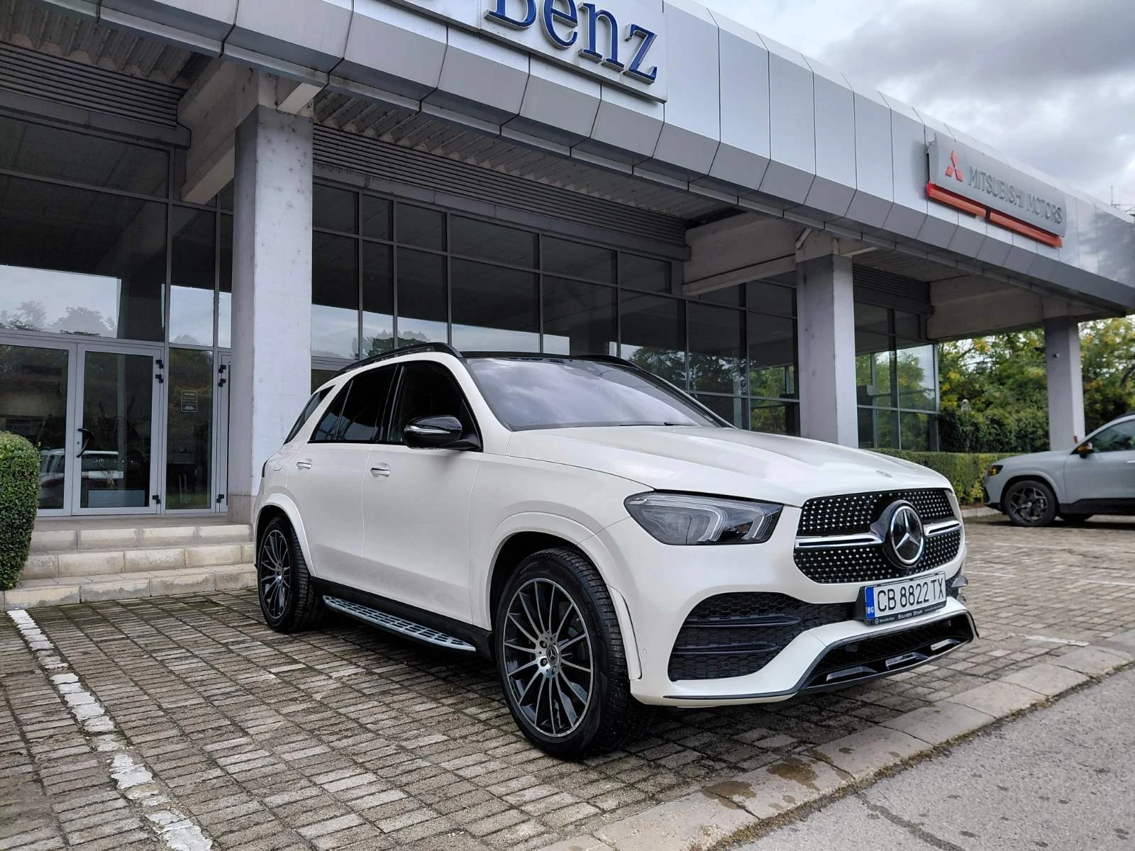 Mercedes-Benz GLE 400d 4MATIC 6+ 1 места, снимка 3 - Автомобили и джипове - 56219638