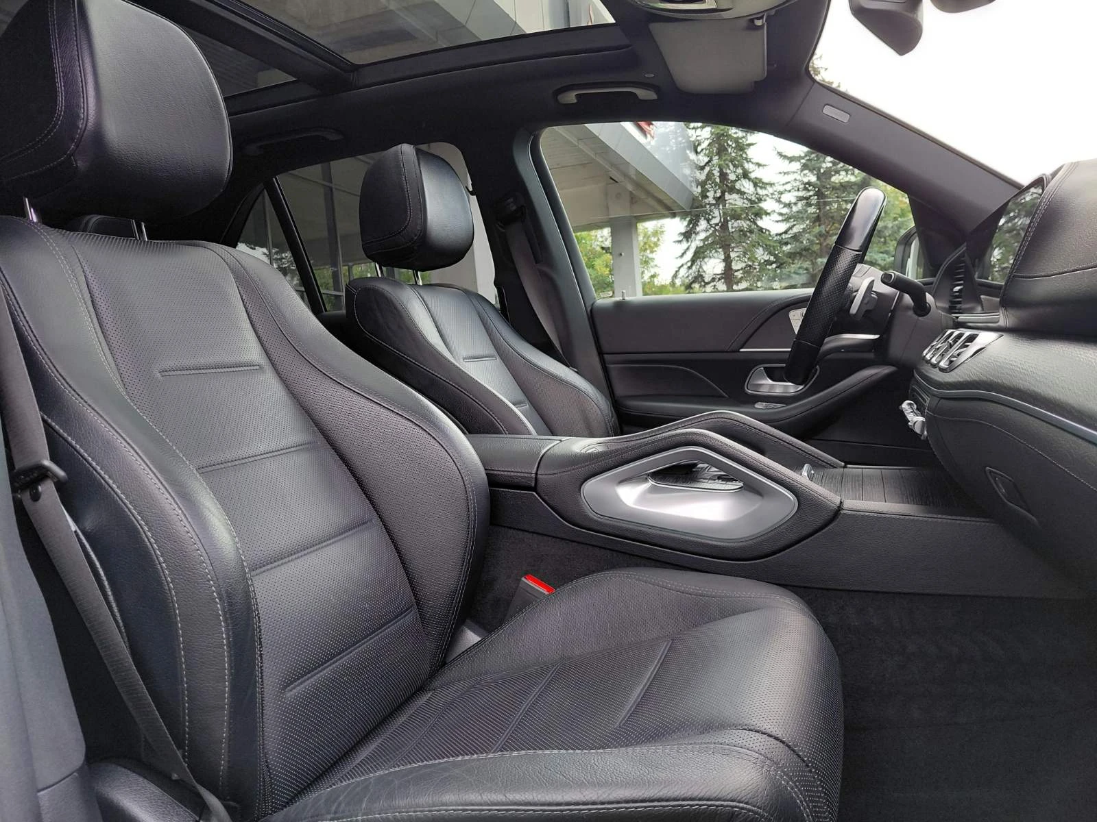 Mercedes-Benz GLE 400d 4MATIC 6+ 1 места, снимка 15 - Автомобили и джипове - 56219638