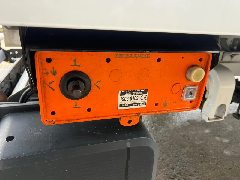 Mercedes-Benz Sprinter 316 EURO 6 , 4, 40 м , КЛИМА , Падащ Борд, снимка 9 - Бусове и автобуси - 52679252