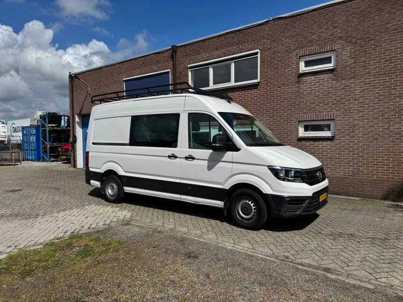 VW Crafter Дубалкабина, снимка 2 - Бусове и автобуси - 53461384