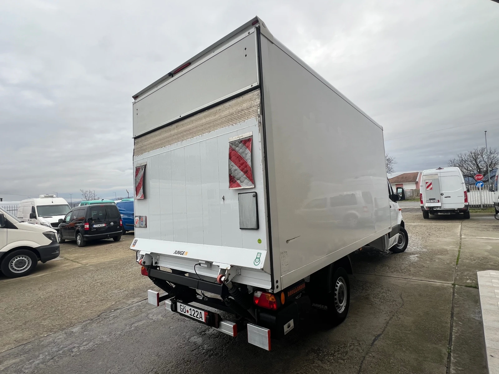Mercedes-Benz Sprinter 316 EURO 6 , 4, 40 м , КЛИМА , Падащ Борд - изображение 3