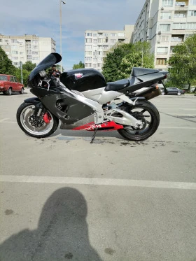 Aprilia RSV4, снимка 7