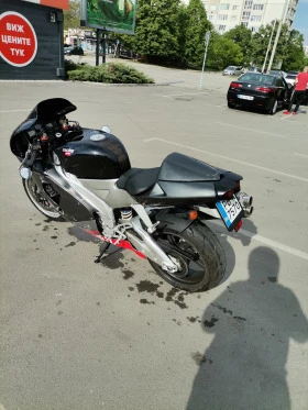 Aprilia RSV4, снимка 5