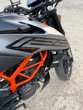 Ktm Duke 125 ABS, снимка 9 - Мотоциклети и мототехника - 53700689
