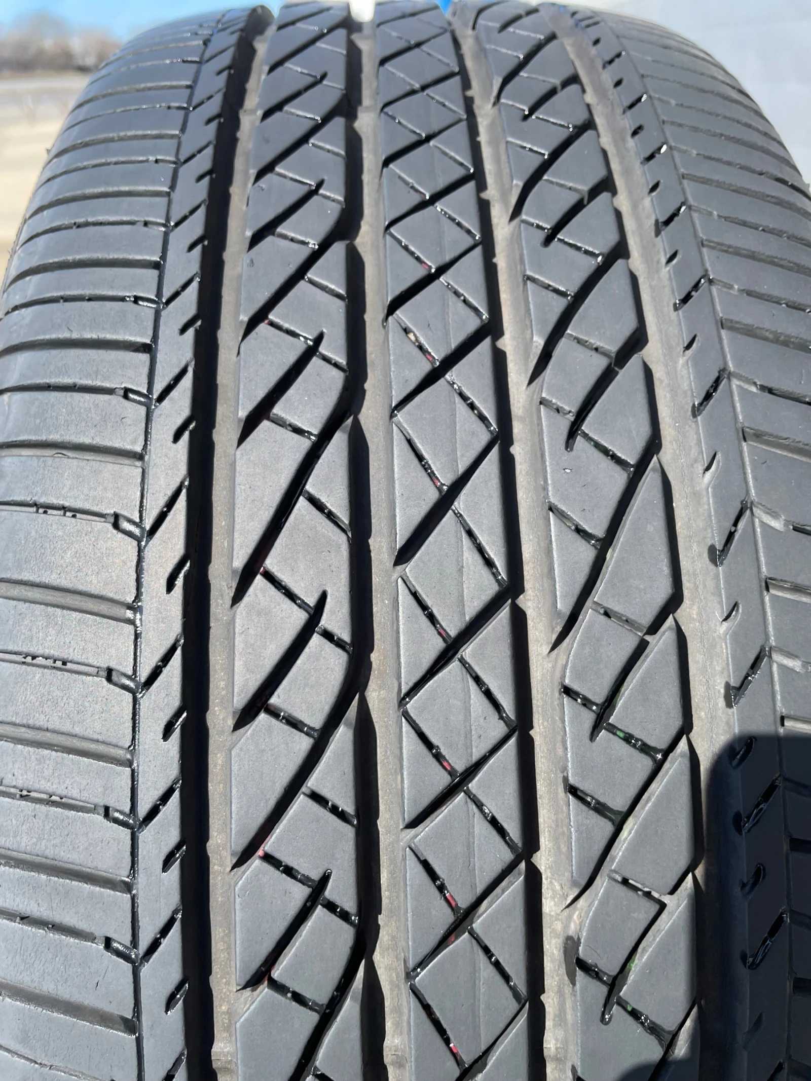 Гуми Летни 215/45R18, снимка 2 - Гуми и джанти - 53983630