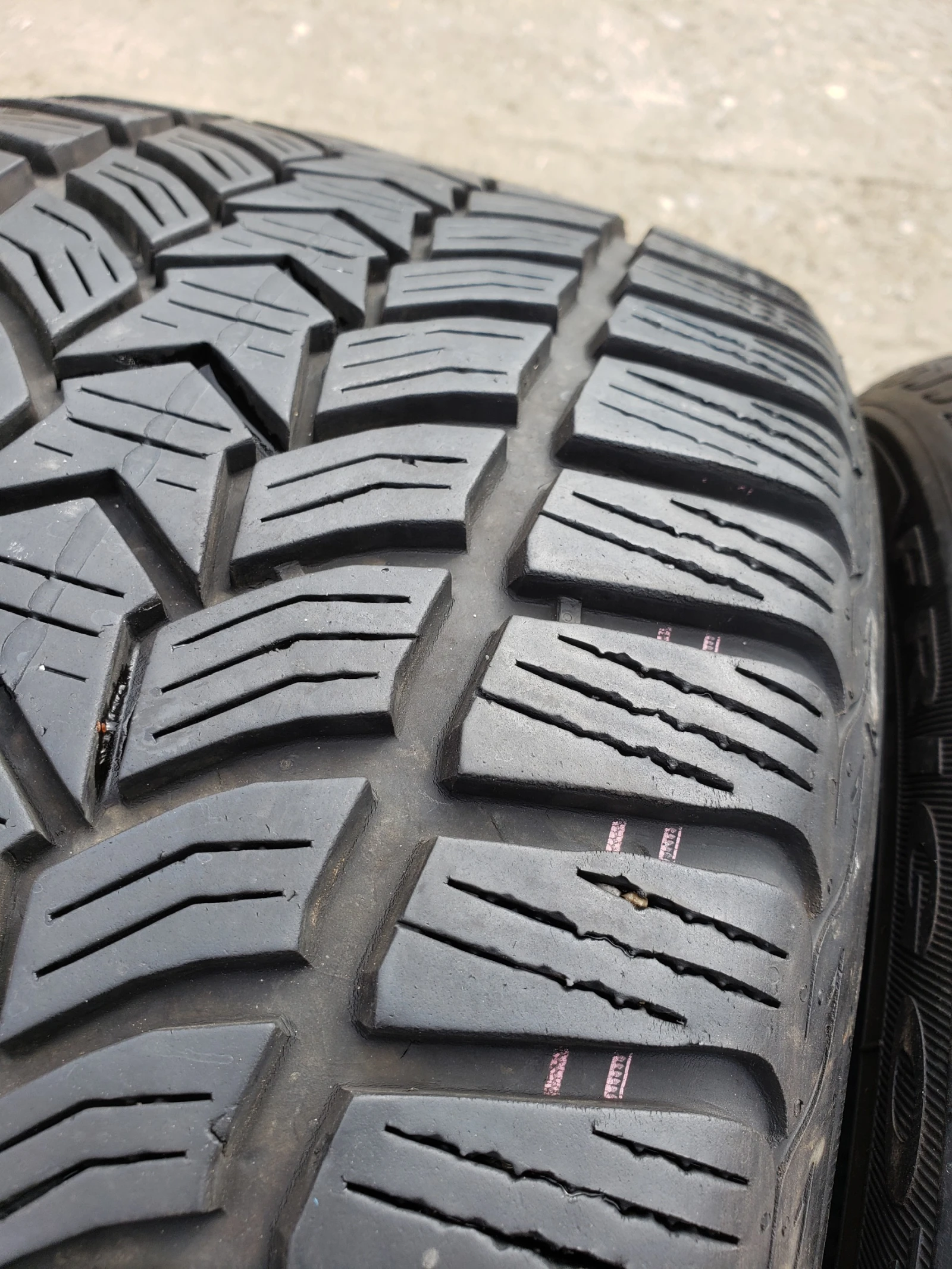 ���� 225/40R18 | Mobile.bg � ����������� 2