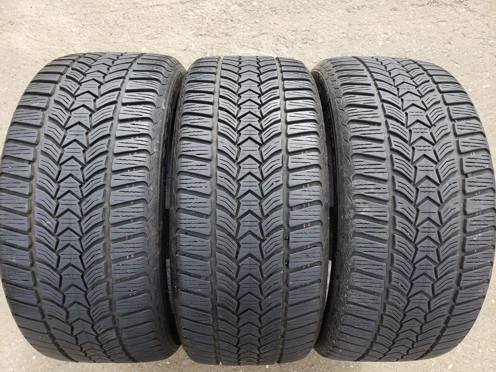 ���� 225/40R18 | Mobile.bg � ����������� 4