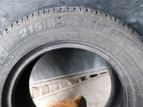 Гуми Зимни 215/65R16, снимка 5 - Гуми и джанти - 39136238