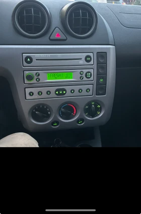 Ford Fiesta 1.6 TDCI 90 кс, снимка 6