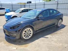 ������ Tesla Model 3