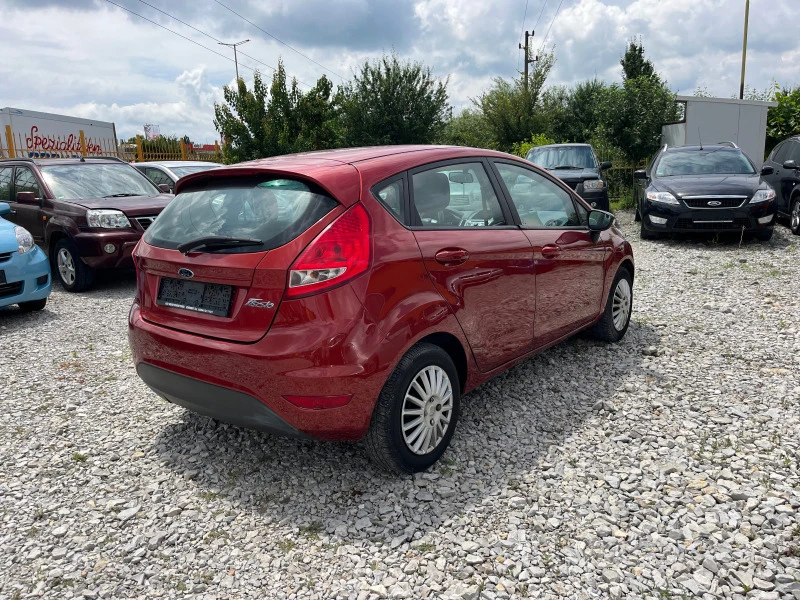 Ford Fiesta 1.25-82кс, снимка 4 - Автомобили и джипове - 46683175