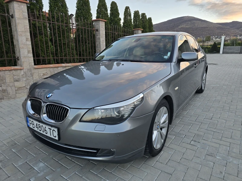 BMW 530 Перфектна , снимка 1 - Автомобили и джипове - 48106206