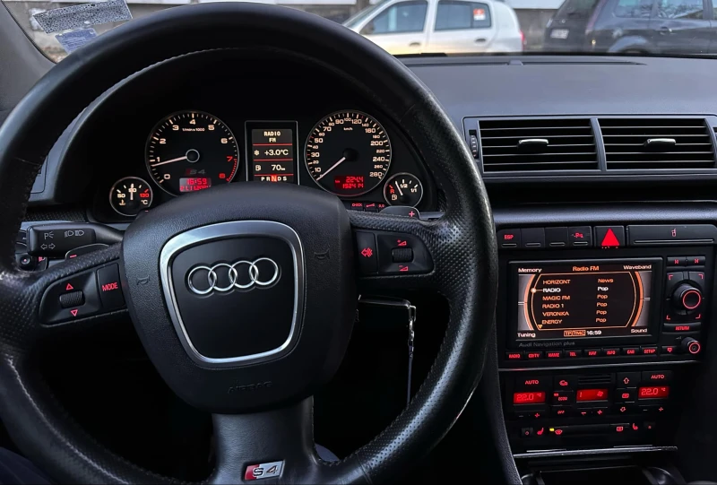 Audi S4, снимка 12 - Автомобили и джипове - 48118195