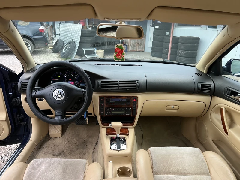 VW Passat 1.9TDI/131hp/HIGHLINE, снимка 14 - Автомобили и джипове - 48355064