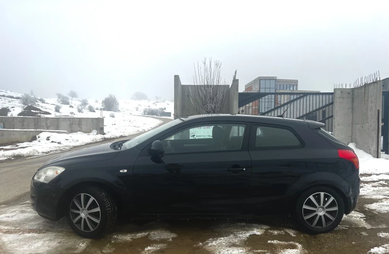 Kia Pro ceed 1.6, снимка 3 - Автомобили и джипове - 48740322