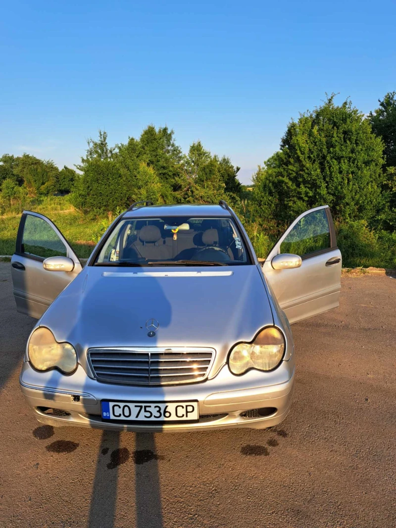 Mercedes-Benz 220, снимка 8 - Автомобили и джипове - 49112856