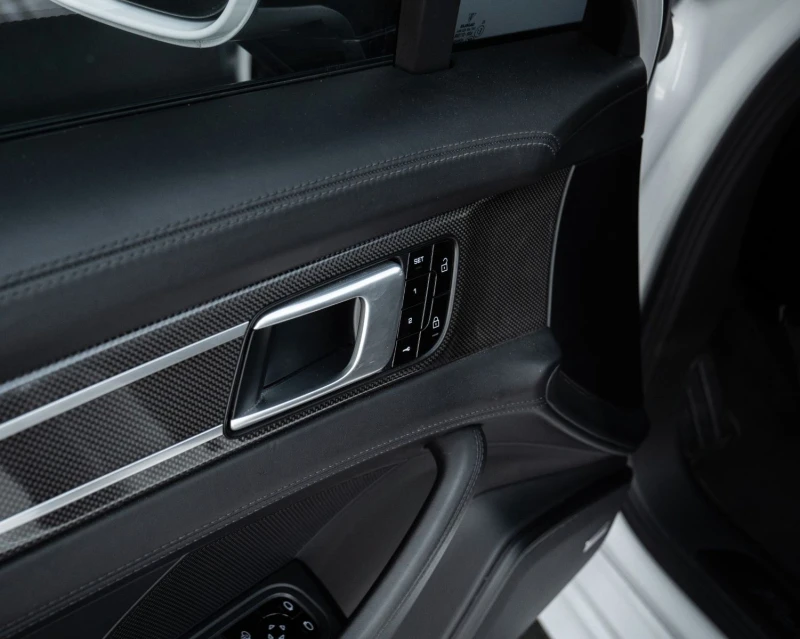 Porsche Panamera TURBO/549HP/BOSE/SOFT-CLOSE/CAM/NAVI/390v, снимка 16 - Автомобили и джипове - 50221215