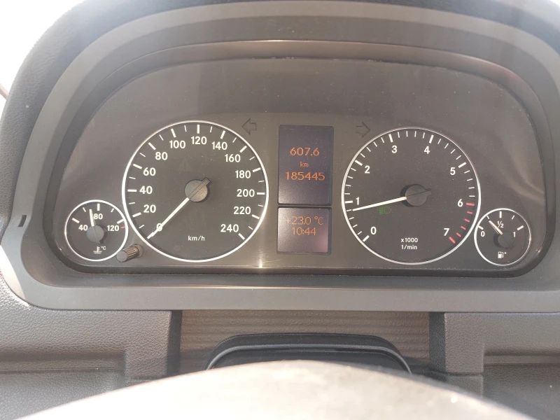 Mercedes-Benz A 150, снимка 9 - Автомобили и джипове - 52623668