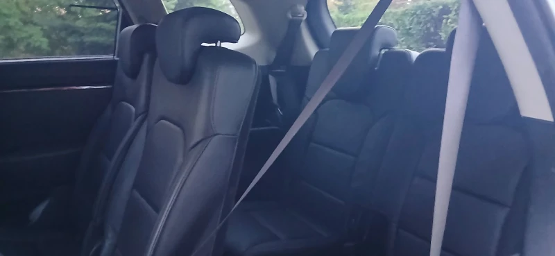 Kia Carens 1.7 CRDi Active 7 МЕСТНА, снимка 9 - Автомобили и джипове - 52206602