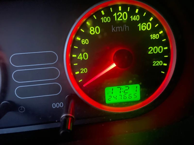 Ford Fiesta 1.6 TDCI 90 кс, снимка 5 - Автомобили и джипове - 52487386