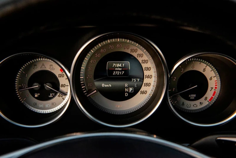 Mercedes-Benz CLS 55 AMG !4-MATIC!..AMG-PACKAGE..* АвтоКредит* Цена до БГ* , снимка 10 - Автомобили и джипове - 52504494