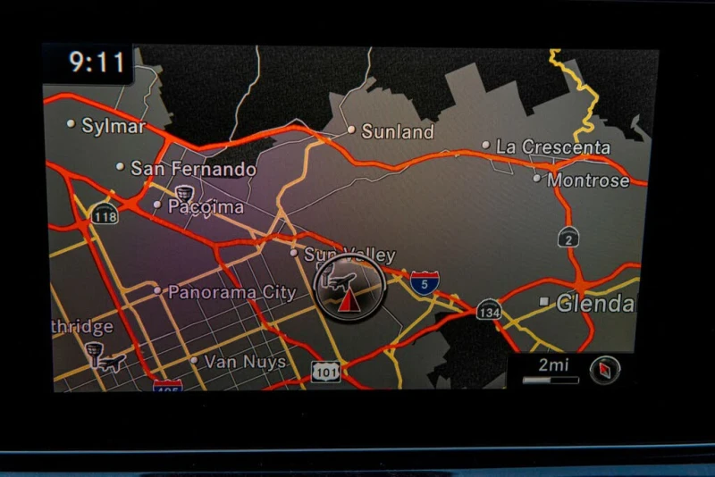 Mercedes-Benz CLS 55 AMG !4-MATIC!..AMG-PACKAGE..* АвтоКредит* Цена до БГ* , снимка 11 - Автомобили и джипове - 52504494