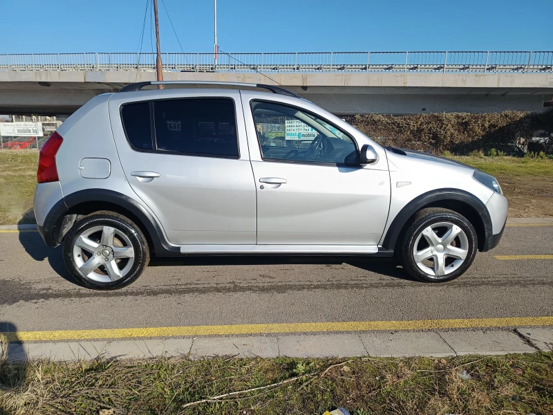 Dacia Sandero 1.6i газ/бензин, снимка 7 - Автомобили и джипове - 52733799