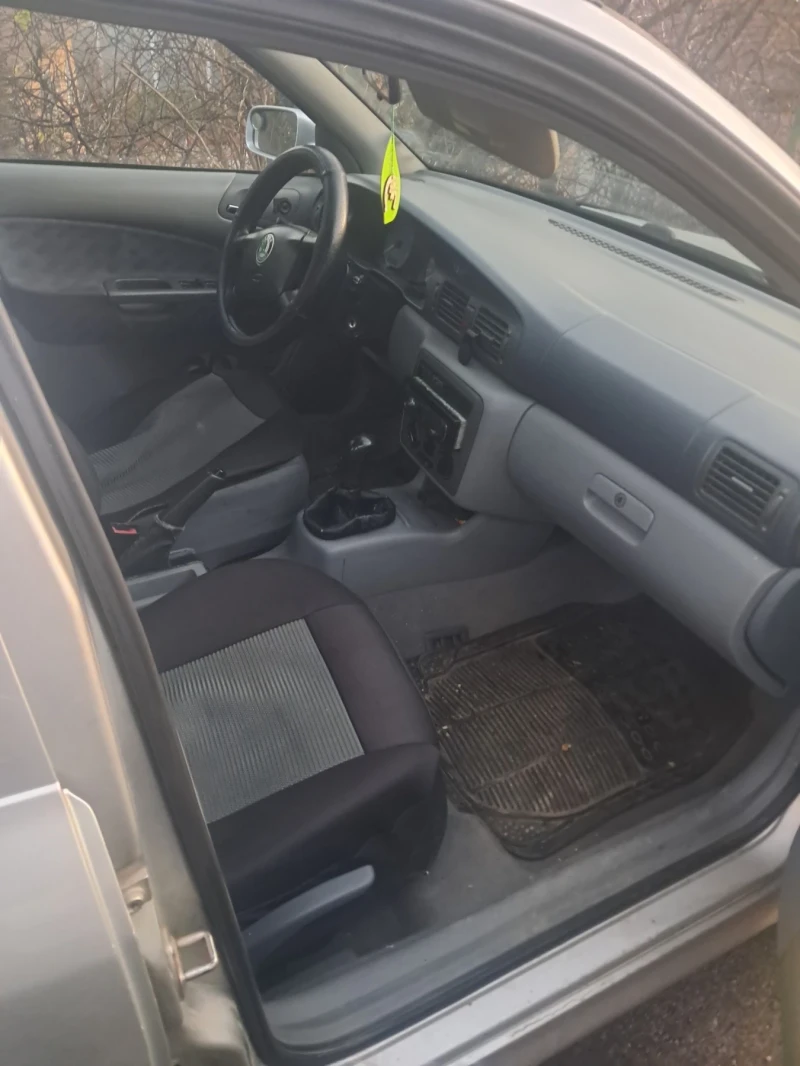 Skoda Octavia, снимка 6 - Автомобили и джипове - 52922870