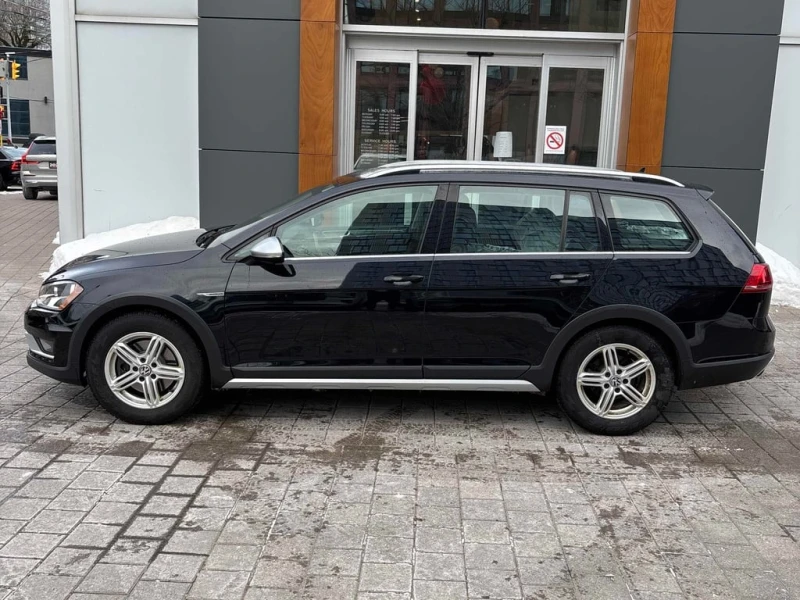 VW Golf * 4dr Wgn * CARFAX * БЕЗ ПЪРВОНАЧАЛНА ВНОСКА, снимка 2 - Автомобили и джипове - 52951899