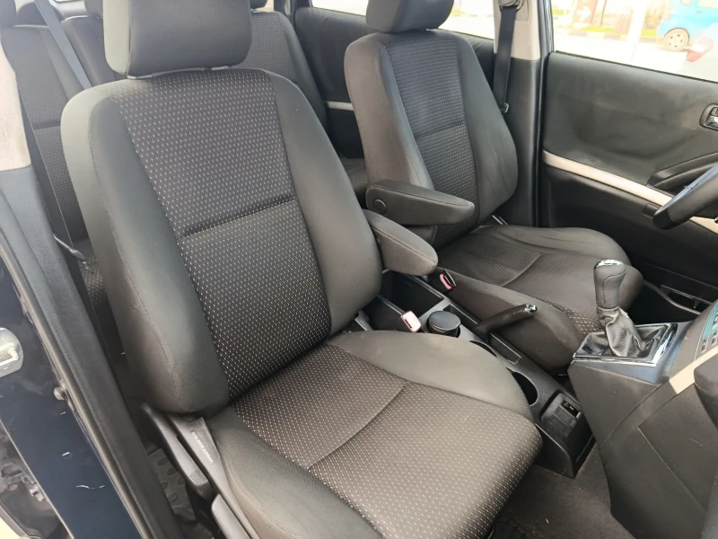 Toyota Corolla verso 2.2 D-4D 136 k., снимка 10 - Автомобили и джипове - 53099784