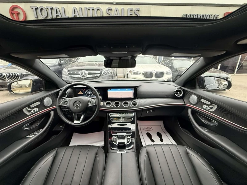 Mercedes-Benz E 400 * CARFAX * ЦЕНА ДО БГ, снимка 9 - Автомобили и джипове - 53235082