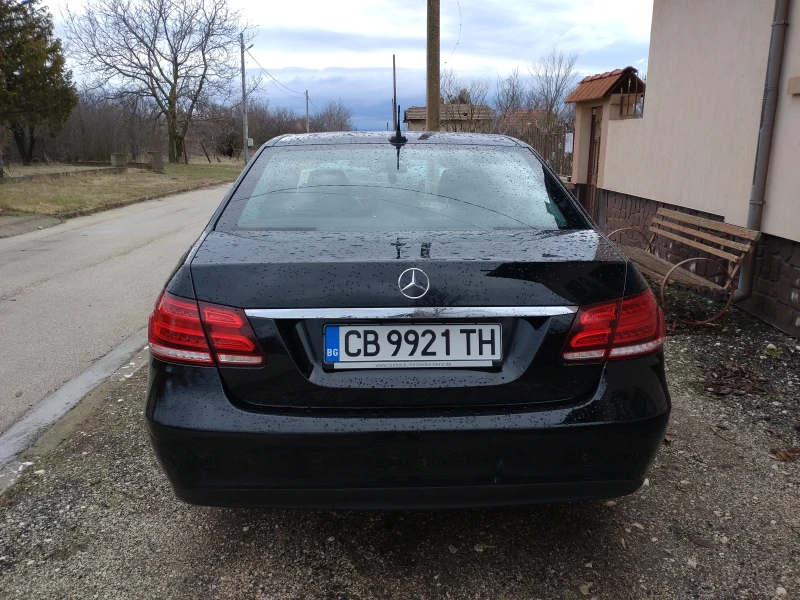 Mercedes-Benz E 200, снимка 3 - Автомобили и джипове - 53387070