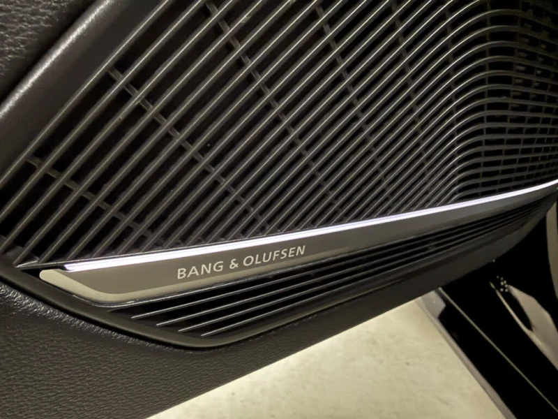 Audi A4 Technik S-line quattro* B&O* DIGITAL* ШИБИДАХ* , снимка 13 - Автомобили и джипове - 53459749