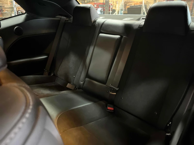 Dodge Challenger 6.4L 8cyl Rear Wheel Drive, снимка 8 - Автомобили и джипове - 53540784