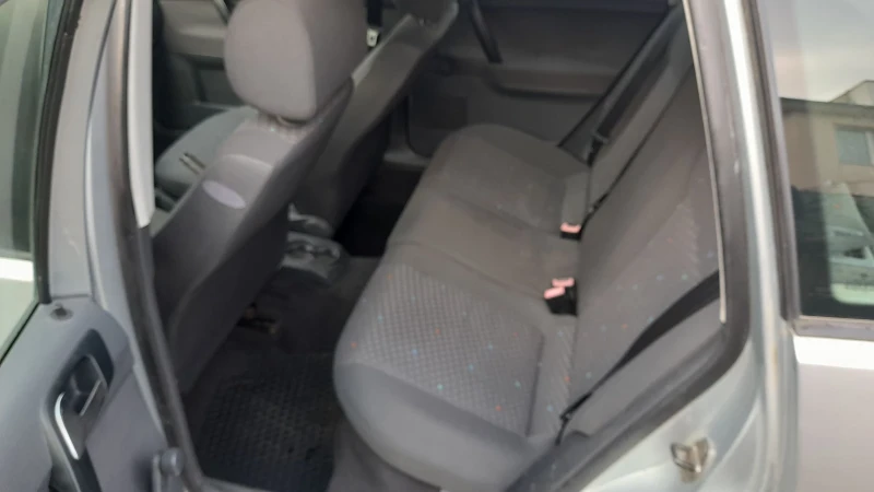 VW Polo 1, 9 SDI 64кс, снимка 8 - Автомобили и джипове - 53587568