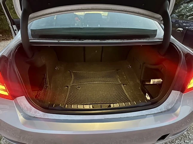 BMW 335 * Xdrive* Sport* KEYLESS* РЕАЛНИ 87000KM* ОБСЛУЖЕН, снимка 14 - Автомобили и джипове - 52582551