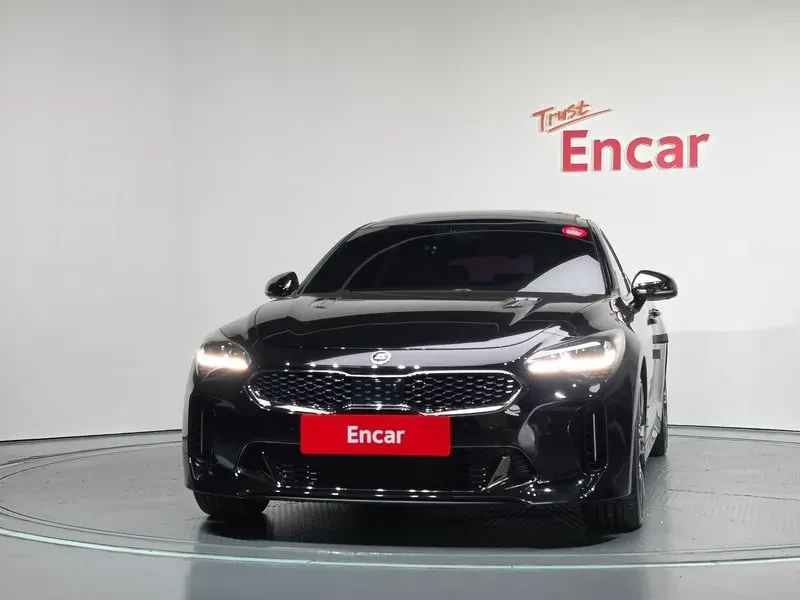 Kia Stinger 3.3 Turbo Awd Gt, снимка 3 - Автомобили и джипове - 56677786