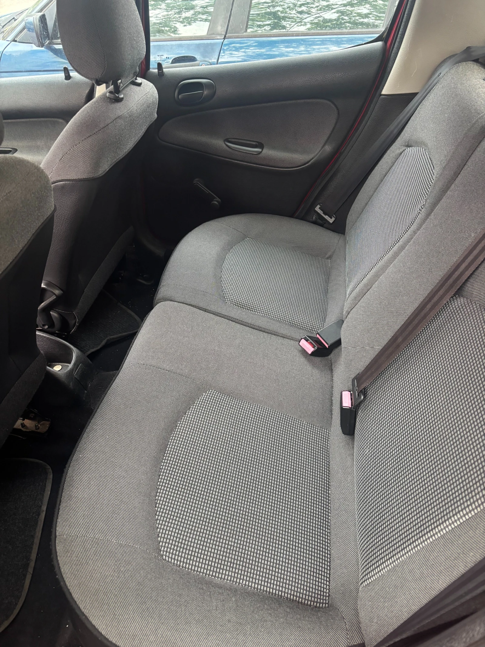 Peugeot 206 1.4 - изображение 5