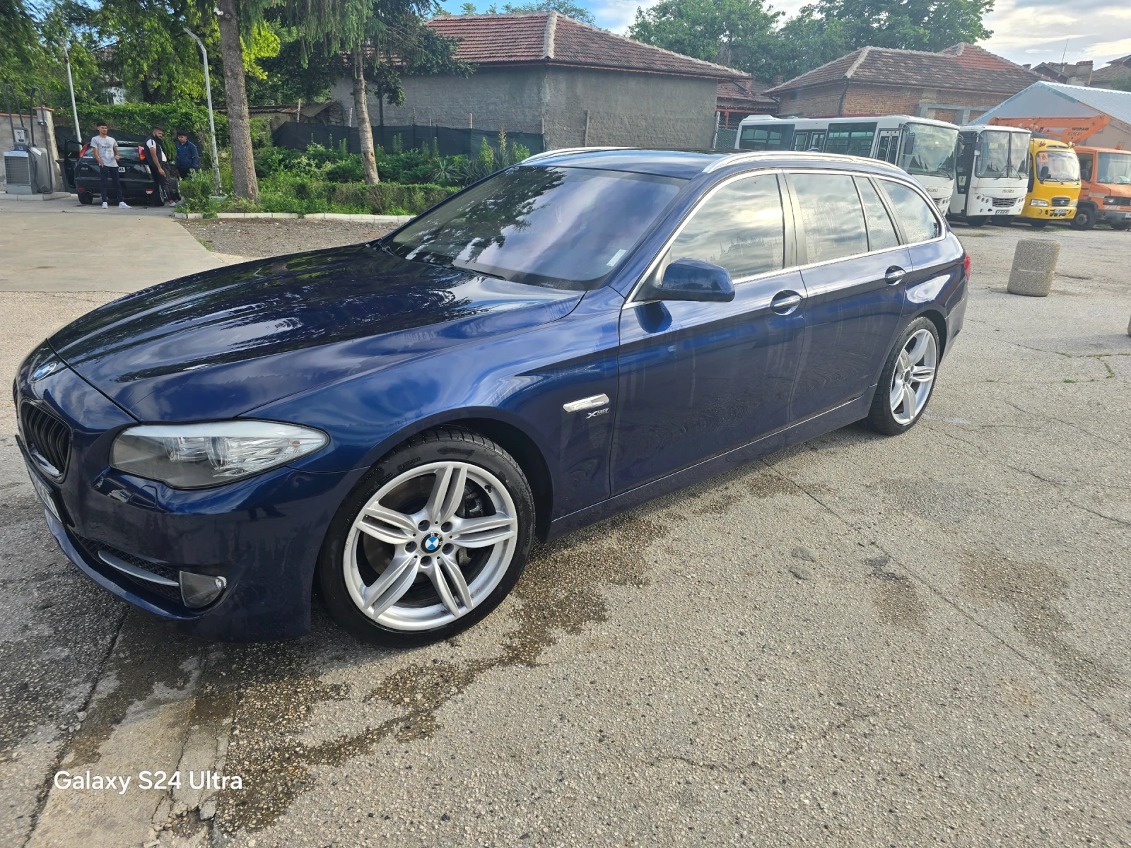 BMW 530 530xd - изображение 2