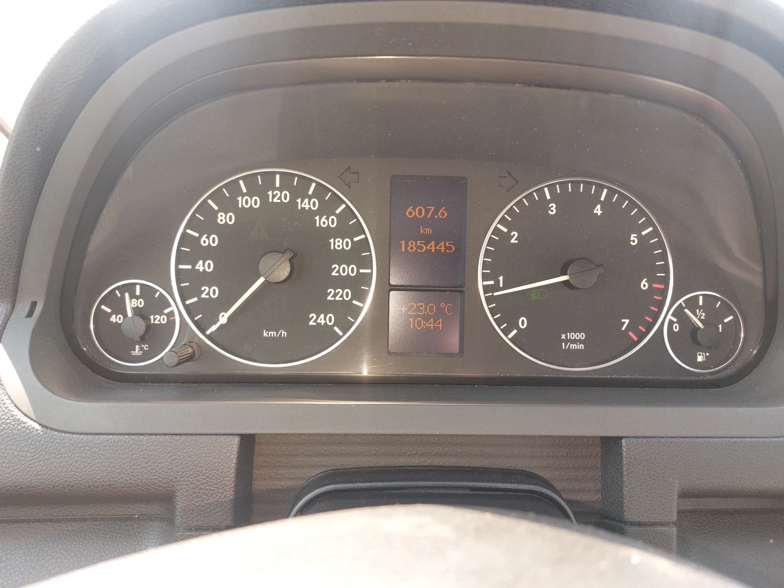 Mercedes-Benz A 150  - изображение 9