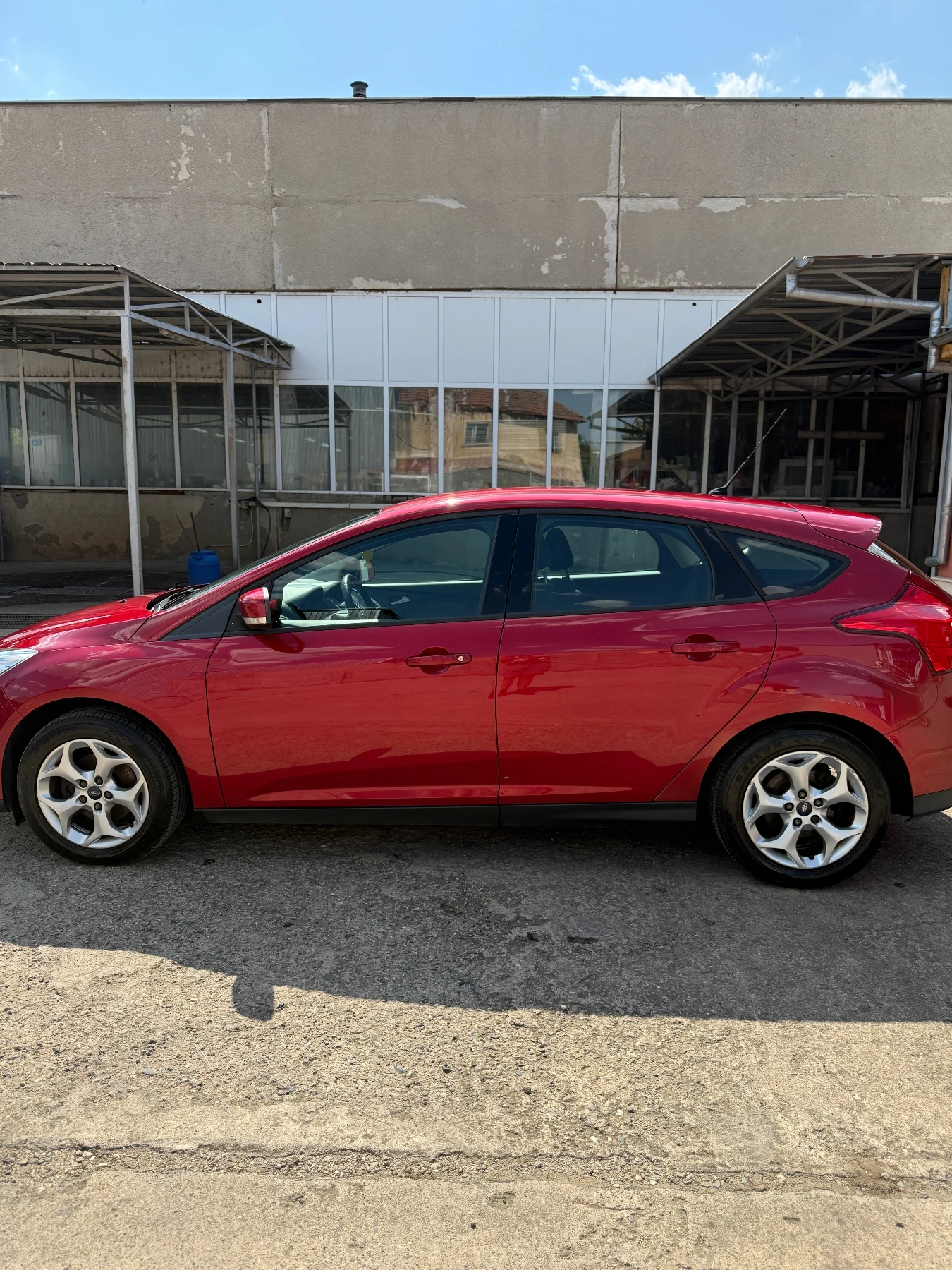 Ford Focus 1.6i - изображение 8