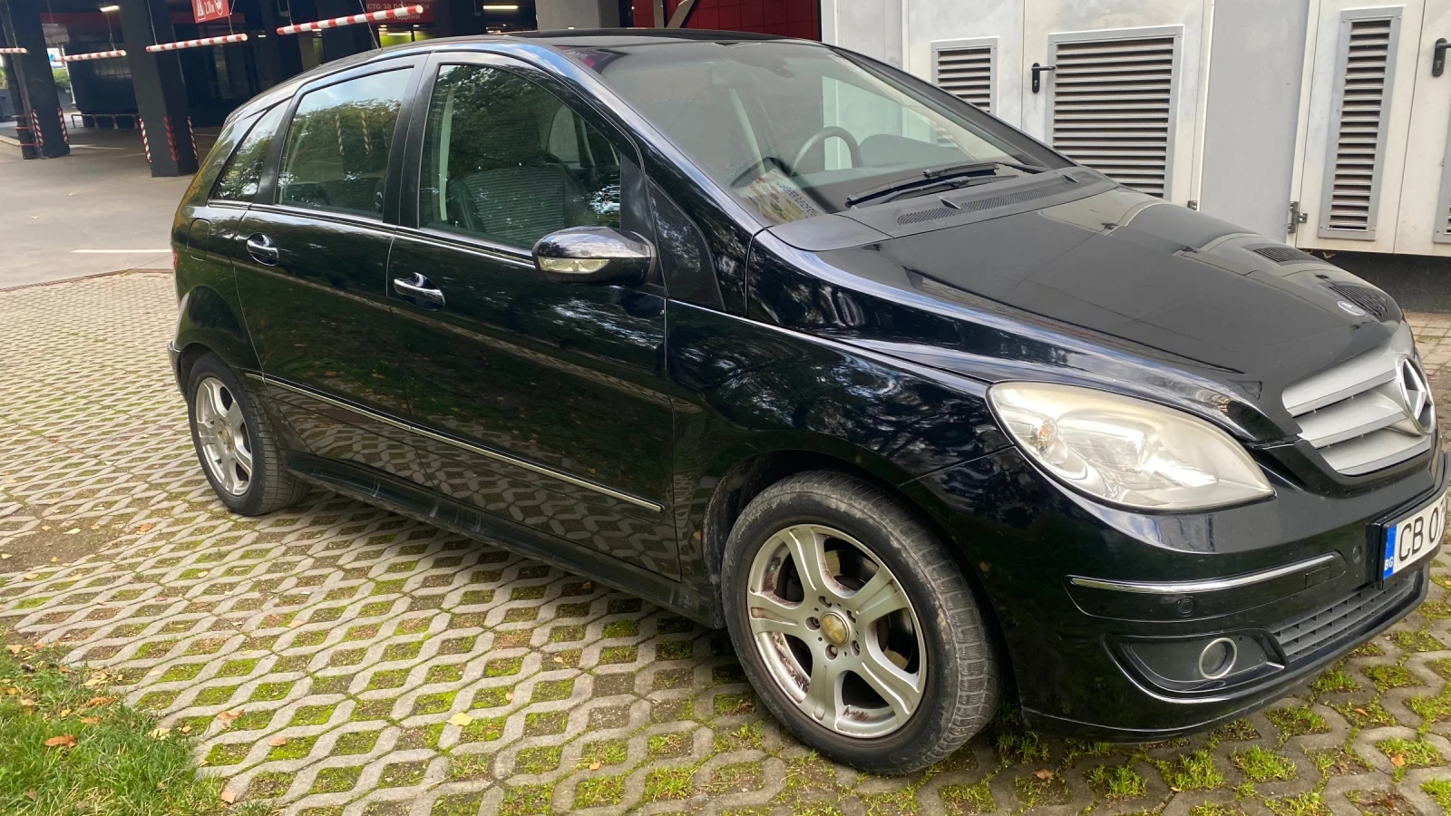 Mercedes-Benz B 200  - изображение 2