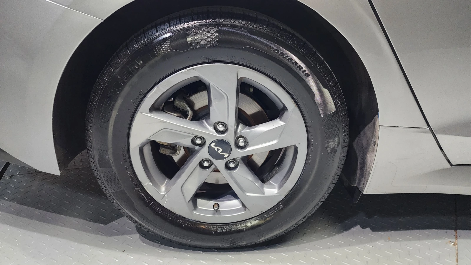 Kia K5 2.0LPI STANDARD - изображение 5